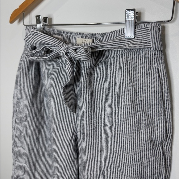 LOFT Petite Wide Leg Crop Belted Linen Stripe Pants (XSP) - Picture 4 of 9
